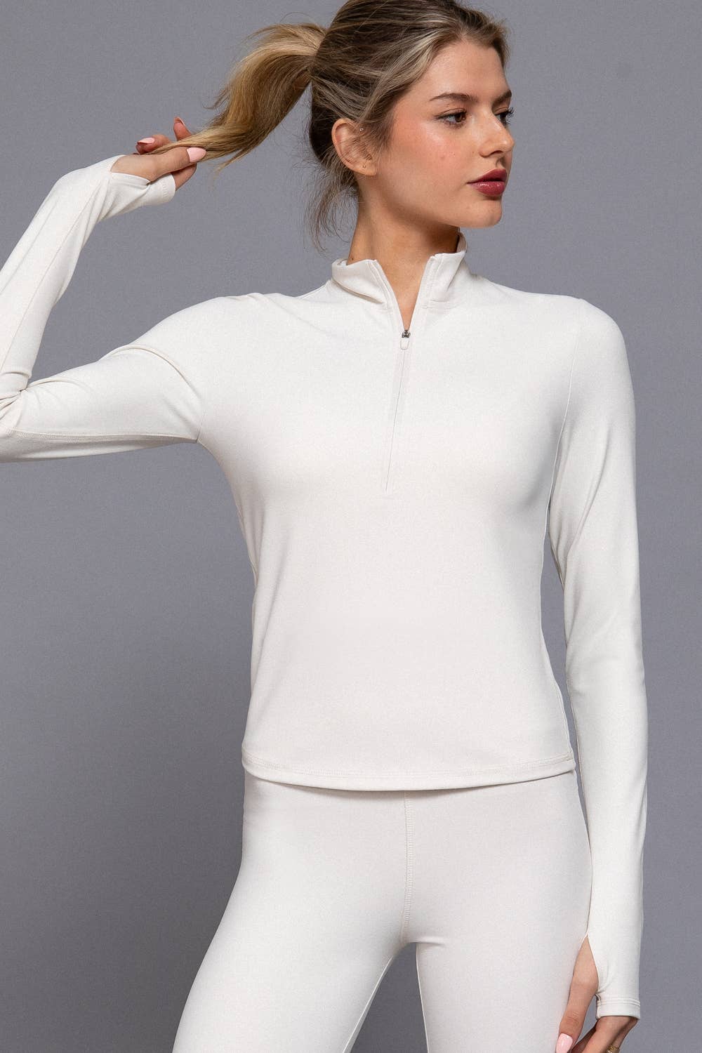 Long Sleeve Thumbhole Detail Zippered Mock Neck Workout Top